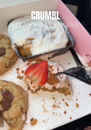 Crumbl Strawberry Biscoff Cookie Review: Is It Worth the Hype?