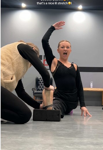 Ballet Flexibility Journey: Real Ballet Training Tips