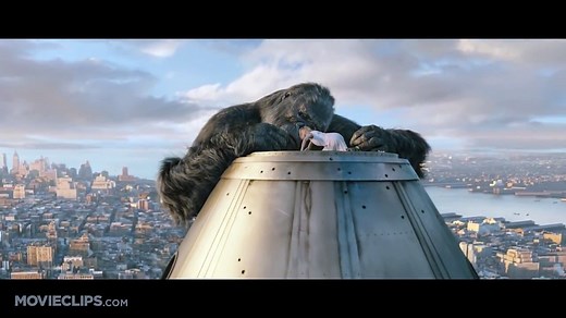 King Kong (2005) extrait - La Chute de Kong