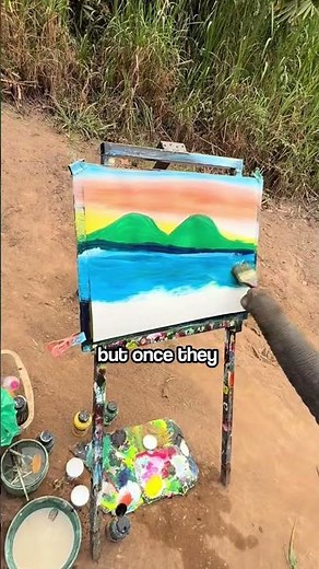 This Elephant Paints Like a Pro! 🎨🐘 You Won’t Believe Your Eyes
