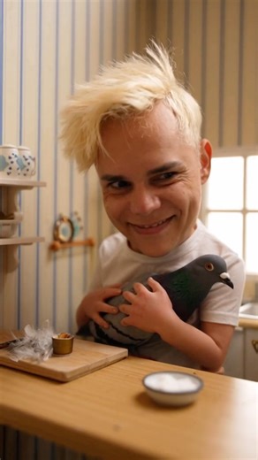 Mini Me Wakes Up in the Dollhouse 🏠 #dollhouse #miniature #miniatureworld