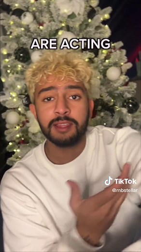 NAUGHTY GIRLS ❄️💋🎄 #christmas