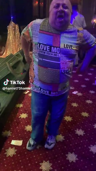 #рек #rek #rec #рекомендации #recommendations #humor #dance #музика #танецнапублике #танец #мемы #music #musica #musically #love #live #beautiful #iloveyou #loveyou #party #happybirthday #happy #party #song #songs #врекомендации #TikTok #fyp #комедия #тренд