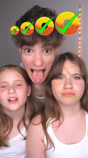 Spicy Family Giant Gummy Peach Ring Challenge! 🤤 | Spizee