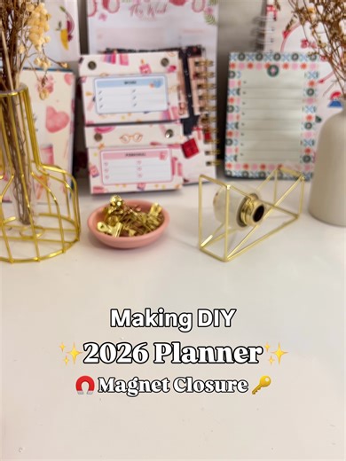 Making a DIY 2026 Planner with Magnetic Closure 🧲✨🔑 with Monthly, Weekly and Dailies Materials: - Regular Paper - Chipboard - White glossy sticker paper - O-wires 2cm Equipments: - Heavy Duty Paper cutter - Book Binding Machine Instructions: - Print the inserts front and back and trim - Hole punch the inserts - Prepare the chipboard pieces - Print and cut the cover pages - Place the first chipboard on to the front cover - Place the remaining chipboards on to the back cover - Place white glossy