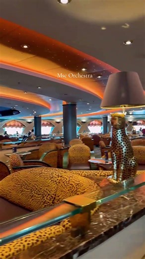 Buongiorno Principessa from Savannah Bar Msc Orchestra with msc friend Carla surfeer