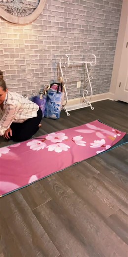 Yesterday I spent the evening going live with @COREMOTION we had a great time showing off their yoga mat towels. I’m obsessed with the Cherry Blossom! Grab yours today, take them anywhere! Limited quantity. #coremotion #yoga #hotyoga #tiktoklive #livehighlights