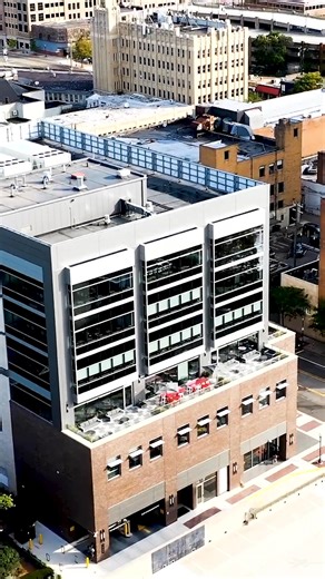 Which campus would you choose? 💚 Explore Baker College of Royal Oak—modern, energetic, and right in the heart of Metro Detroit! With cutting-edge facilities and a close-knit community, Royal Oak is where big city opportunity meets personal support. Check out the video and imagine yourself here! #BakerCollege #Findyourcampus #RoyalOak #whichwouldyouchoose | Baker College