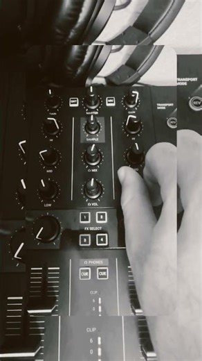 Late night mixing with Traktor Kontrol S2