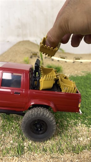 WPL C14 Truck Delivery with Excavator Buckets