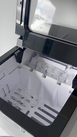 Upgrade Your Summer with an Automatic Ice Cube Maker from Kogan