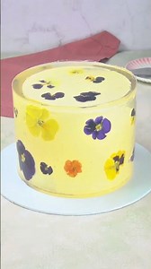 Another floral jelly cake decoration #cakedecorating #jellycake #cake