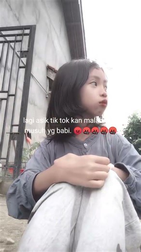 kenapa sih dia tuh harus lewat bikin orang kesel aja 🍒