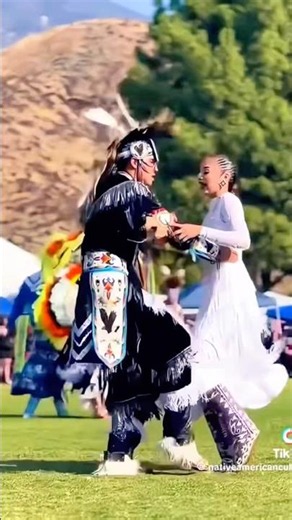 Native American Powwow Dance ❤️🪶 Beauty & Tradition #Powwow #NativeAmerican #Indigenous