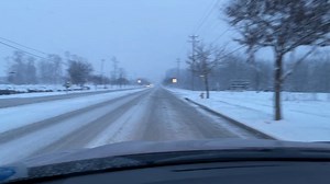 HEADS UP, DRIVERS! Snow covered roads are causing some major traffic issues for drivers. Here's a look at Reading Road in Mason. Latest road conditions: https://www.wlwt.com/article/cincinnati-snow-storm-road-conditions-live-updates/46452310 | WLWT