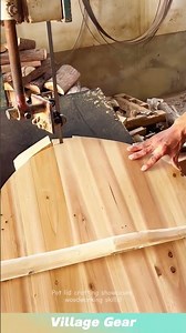 Pot lid crafting showcases woodworking skills! #crafts #woodworking