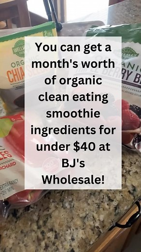 ➡️ Comment CLEAN EATING to get my free 7-day Clean Eating Meal Plan that includes my favorite Detox Smoothie Recipe! As a bonus you’ll also get my Weight Weekend Reset, Meal Prep Quick Start Guide, and my new Mason Jar Salad Class! All as my free gift to you! Basically, everything you need to getting ready for healthy changes in 2024! 🌟 Hey, smoothie lovers! Want to keep it organic without breaking the bank? Here’s a secret: BJ’s Wholesale (and other wholesale stores) is the place to get organi