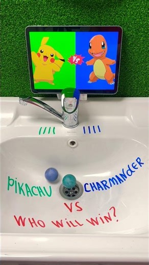 Pikachu VS Charmander 🤺😱