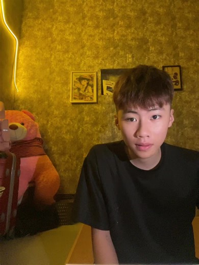 Gấu Bông và Hiện Tượng Củ Tỏi Lạ