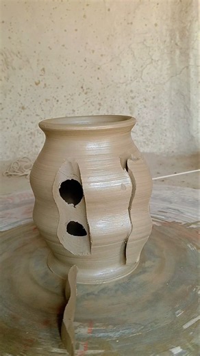 The easiest way to shape clay #pottery #clay #tutorial