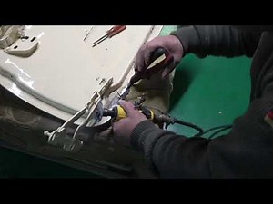 Classic Mini Boot Lid Repairs & Trailer Hydraulics Fail.