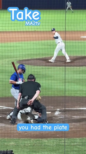 Take Sign⚾️ Just look at it. #Baseball #Coaching.