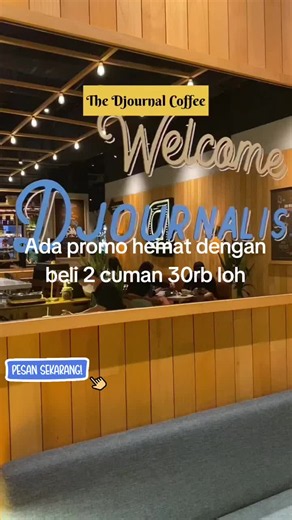 Lagi cari spot ngopi cozy yang nggak bikin dompet nangis? Nih, save dulu lokasinya. DJOURNAL Gandaria City punya paket Hemat Berdua yang langsung menarik: Signature Matcha Latte kecil plus Latte kecil, dari Rp97.000 jadi cuma Rp52.000, jadi berasa worth it banget buat ngopi bareng. Begitu masuk, vibes-nya hangat, tenang, dan homey, cocok buat catch up santai atau rehat sebentar dari muter mall. Buat minuman dan pastry, selain paket hemat tadi ada juga Pistachio Matcha Latte yang lembut, Sea Salt