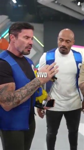 CARIANI chama VICTOR SARRO pra fazer um programa de TV