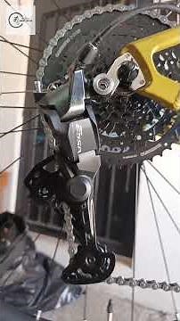 Have you ever seen an 8-speed cassette this big? SHIMANO ESSA