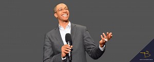 How to Be a Great Event Emcee: Top 15 Tips from Devon Brown