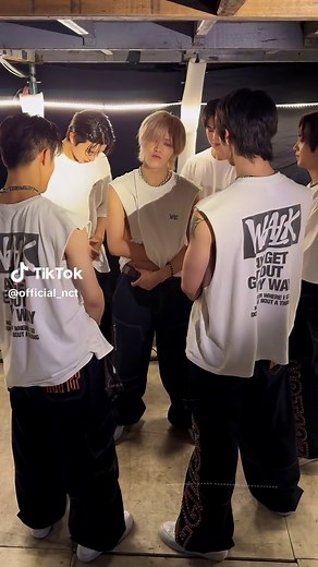 not like us #NCT127 #NEOCITY #TAIPEI #NEOCITY_THE_MOMENTUM #NCT127_NEOCITY_THE_MOMENTUM #NEOCITY_THE_MOMENTUM_TAIPEI