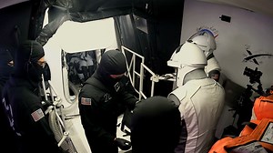 All Aboard! Astronauts Climb into Dragon Endeavour - NASA