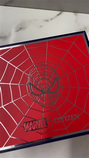 NEW Limited Edition Spider-Man 60th Anniversary Box Set Unboxing