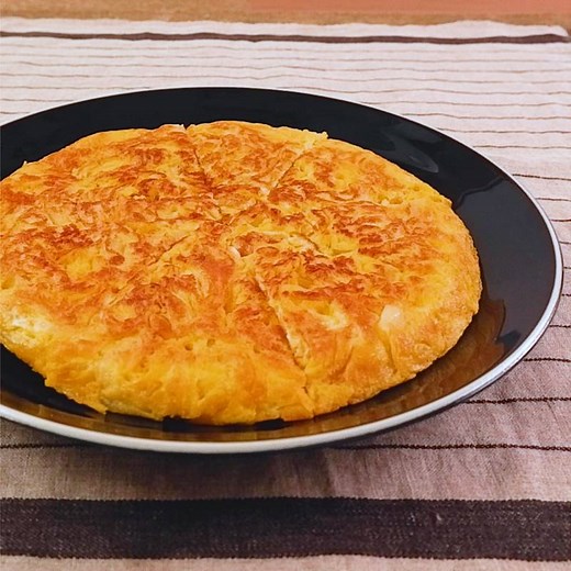 玉ねぎとチーズのオムレツ 作り方・レシピ | クラシル