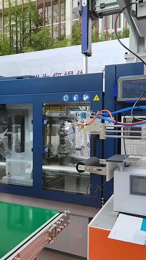 Automated production line #mold #mould #plastic #plasticmold #moulding #injectionmold #injectionmolding #injection #plasticmould #plasticmachine #plasticinjection #plasticinjectionmould #machine #machinery #machine