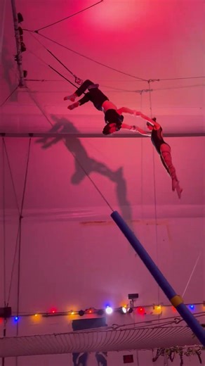Full Turnaround followed by a Full Twisting Layout
