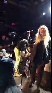 Harry Styles started crying while performing with Stevie Nicks