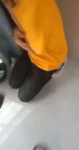 在亚太那边的人赔付都不能离开业绩不达标电棒加PG管大棍 困在园区的受害者每天都在饱受折磨 #东南亚 #缅北 #妙瓦底 #猪仔 #三佛塔 #金三角