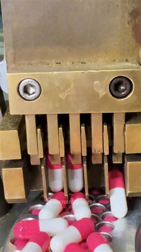 813K views · 10K reactions | Automatically Capsules Filling in Pharmaceutical Industry | Smartest Workers | Facebook