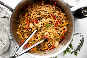 Easy Chicken Lo Mein