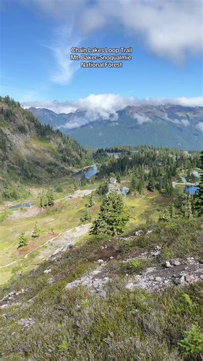 Hiking Chain Lakes Loop: Stunning Views Await