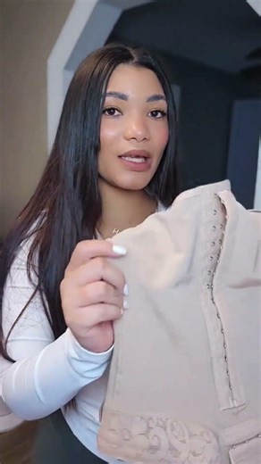 The secret is out! 🤫 Get that instant hourglass silhouette with our Body Shaper💃From joshine