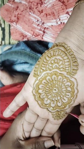 Simple mehandi design, easy for everyone