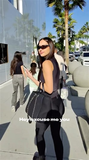 Cameron John on Instagram: "Ukrainian women are so beautiful! #ukraniangirl #ukraine #ukrainegirl"