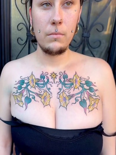 Color neo traditional style chest floral tattoo stencil application tattoo process tattoo artist Amare.with.love #tattooideas #tattootutorial #worldsbesttattoos #besttattoos #chesttattoo