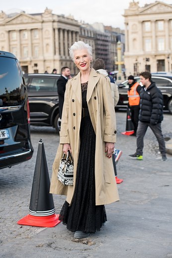 Lässige Mode für Frauen ab 60: Outfit-Ideen und Styling-Tipps
