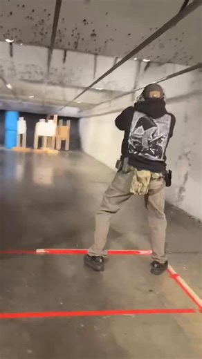 Linsee Lane on Instagram: "Absolute trash but there’s always next time. #pewpew #2a #gunfun #gunporn #2ndamendment Pistol : @springfieldarmoryinc XDm 9 5.25 Trigger : Powder river Percision extreme trigger Belt : @bluealpha"