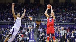 Top 25 college basketball polls: Arizona vaults past UCLA ahead of Pac-12 showdown