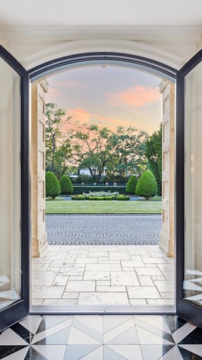 📸 At TK Images, we don’t see ourselves as just another vendor—we see ourselves as an extension of your team. Every image we capture is designed to highlight your listing’s best features and help you attract the right buyers from the very first click. 🏡✨ Whether you’re showcasing a luxury home in Houston, a modern condo in Austin, or a Hill Country estate near San Antonio, our team delivers the quality, consistency, and reliability your brand deserves. Got a new listing coming up? Let’s make su