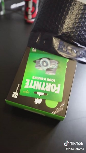 Someone Returned their Keyboard for this?! #fortnite #vbucks #packagingorders #unboxing